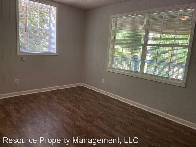 Foto del edificio - 2 br, 1 bath House - 3211 Country Lane