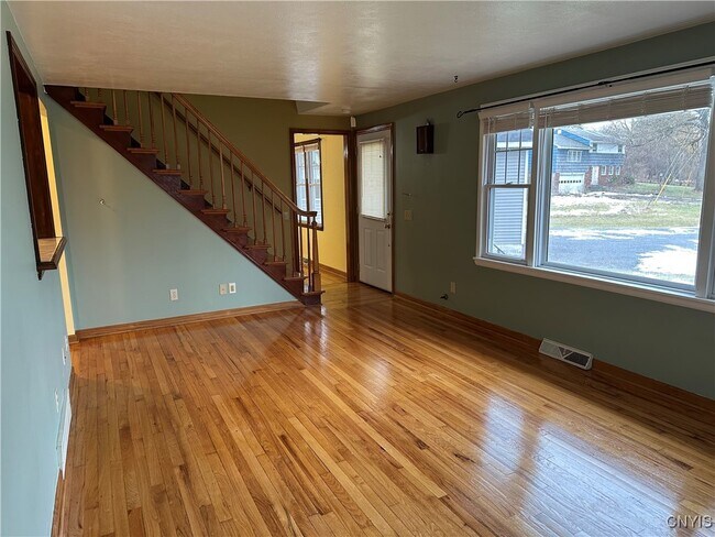 Foto del edificio - 7336 Wheatley Rd