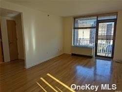 Building Photo - 116-24 Grosvenor Ln