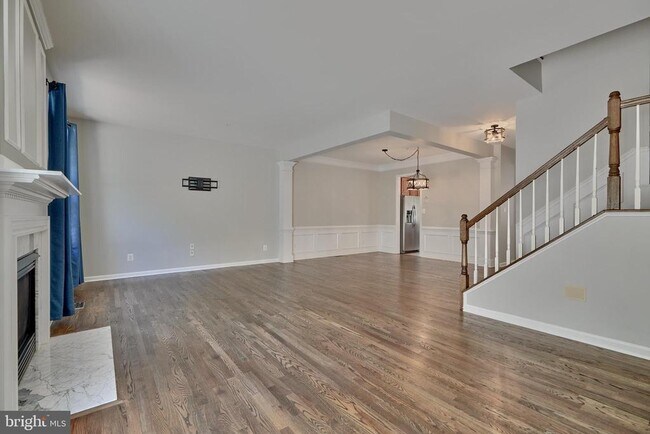 Foto del edificio - 903 Creek Park Rd