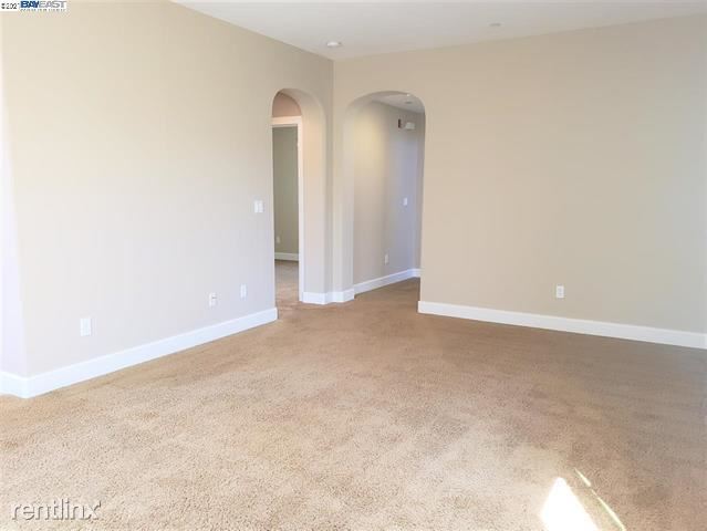 Building Photo - 3 br, 3 bath House - 508 Sago Palm Terrace