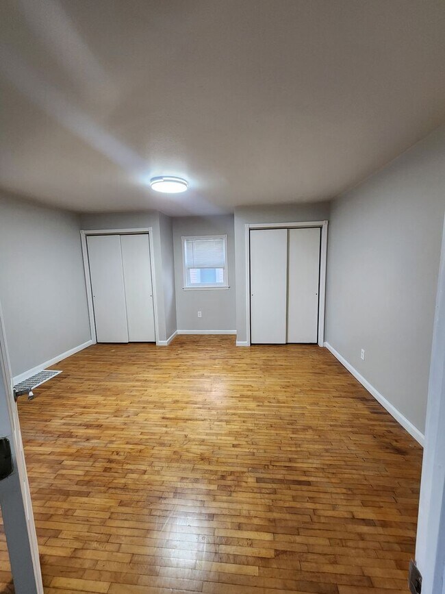 Foto del edificio - 511 S Locust St