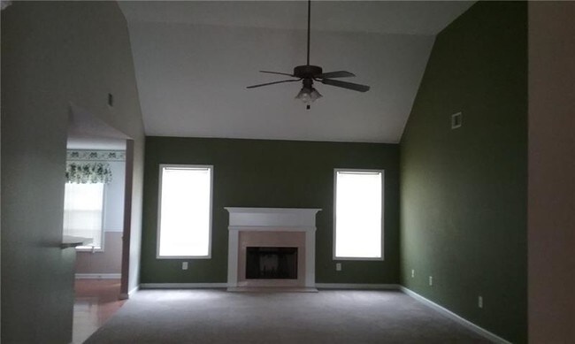 Building Photo - 324 Dylan Way