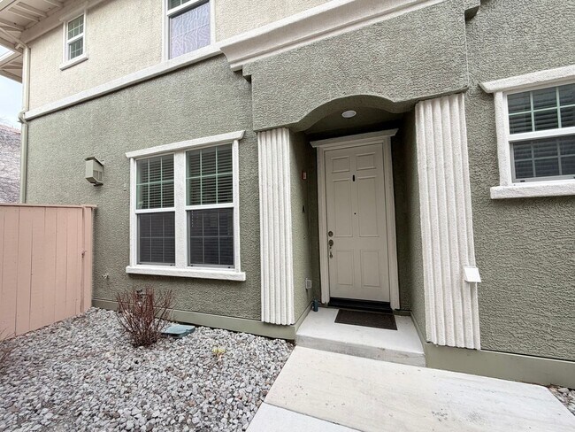 Foto del edificio - 1865 Wind Ranch Rd