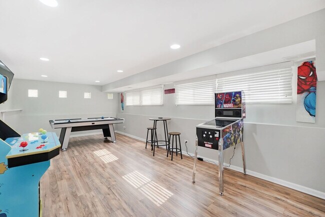 Building Photo - 238 Carter Ct