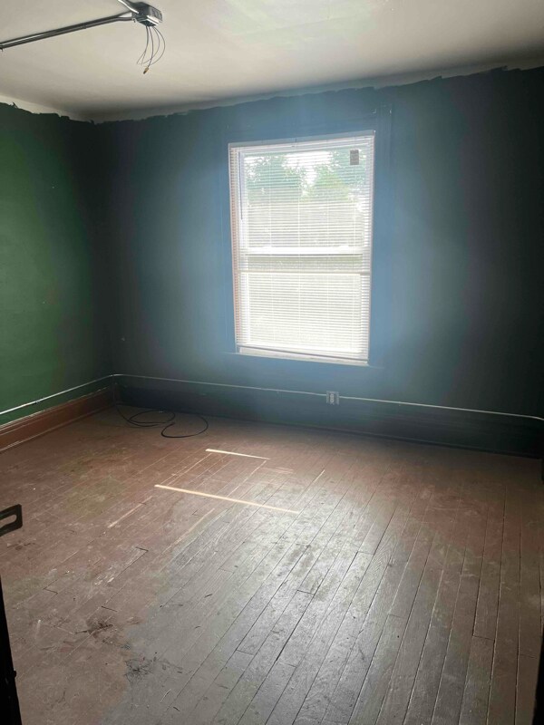 Building Photo - 1818 Broadway St