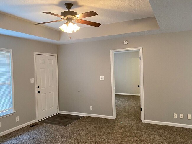 Foto del edificio - Newly Remodeled! 3Bdr/2Ba Home