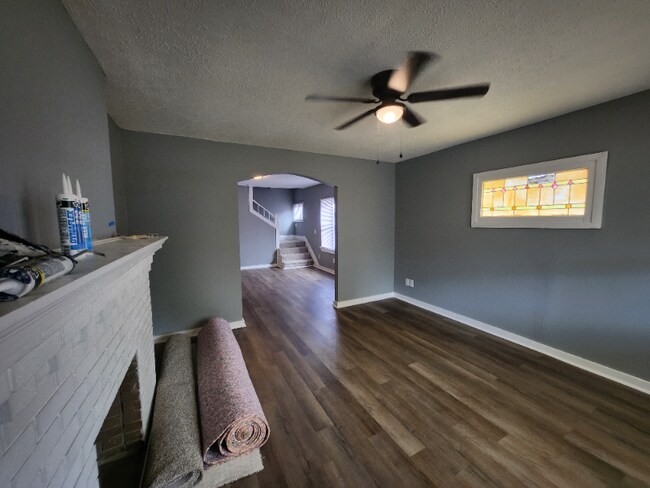 Foto del edificio - 478 S Richardson Ave