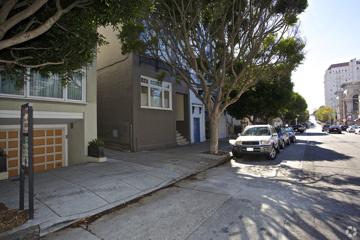 Building Photo - 2345 Jackson St