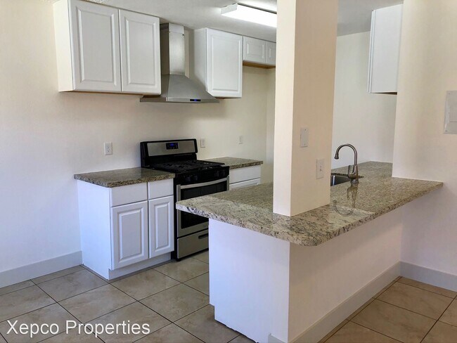 Building Photo - 1 br, 1 bath House - 82145 Valencia Ave #2