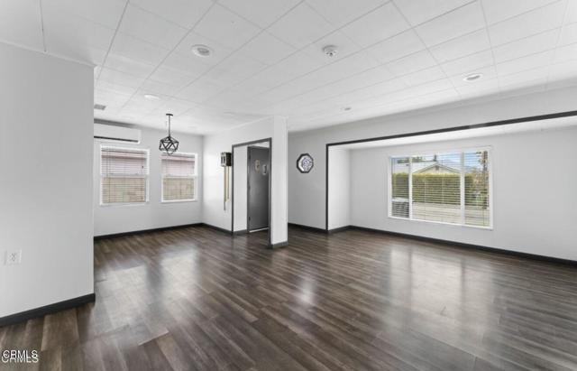 Foto del edificio - 269 Sheppard Rd