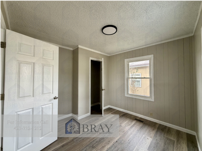 Foto del edificio - Charming Renovated Cottage in the Heart of Kingsport