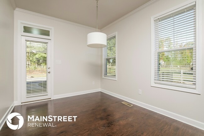 Building Photo - 190 Alcock Ln