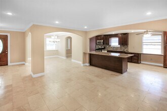 Building Photo - 5738 Willowbend Blvd