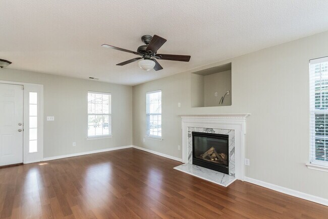 Foto del edificio - 14632 Laura Michelle Rd