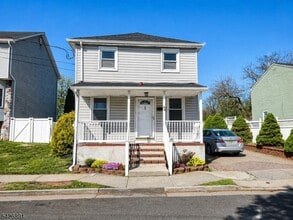 Building Photo - 94 S 21st Ave