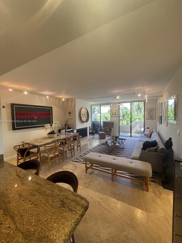 161 Crandon Blvd Unit 425, Key Biscayne, FL 33149 Condo for Rent in