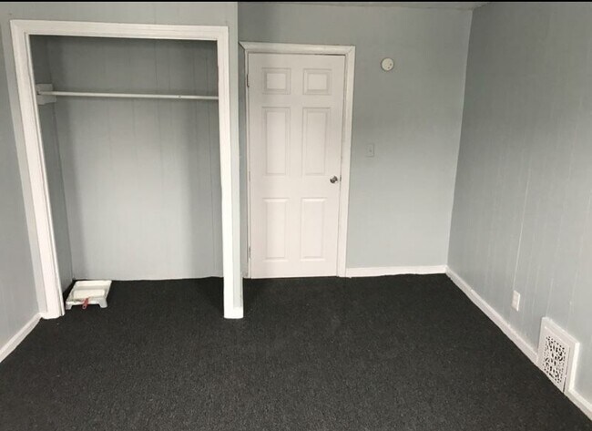 bedroom 2 - 85 Chester Ave