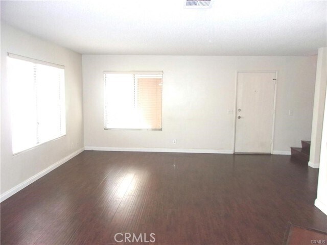 Foto del edificio - 680 Golden Springs Dr