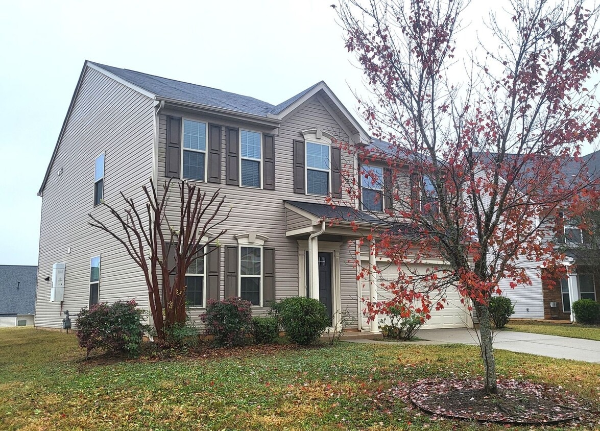 Foto principal - Beautiful 4 Bedroom House in Simpsonville SC!
