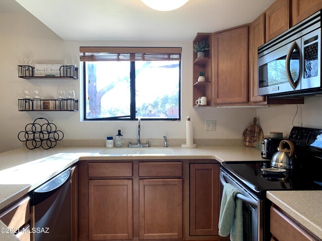 Foto del edificio - 5051 N Sabino Canyon Rd