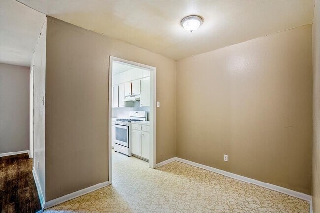 Foto del edificio - 3532 Midwest Dr