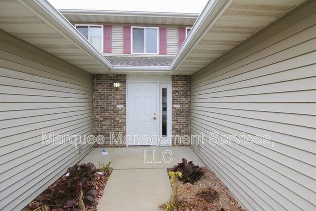 Foto del edificio - 113 W Windsor Ave