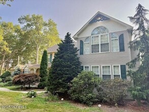 Building Photo - 2138 Whitesville Rd