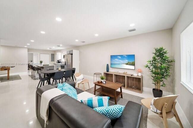 Foto del edificio - 1772 NW 55th St