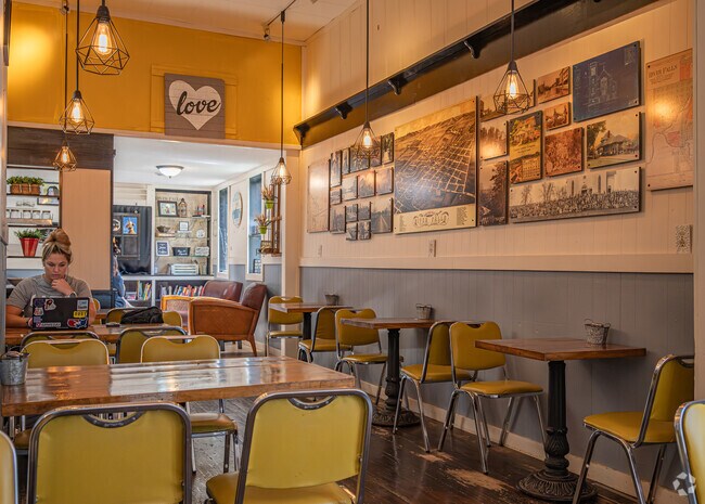 Selah Vie Bistro & Coffee Cottage is a great place to study, after the morning rush of course.