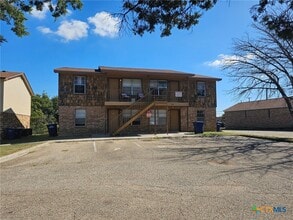 Building Photo - 104 W Anderson Ave