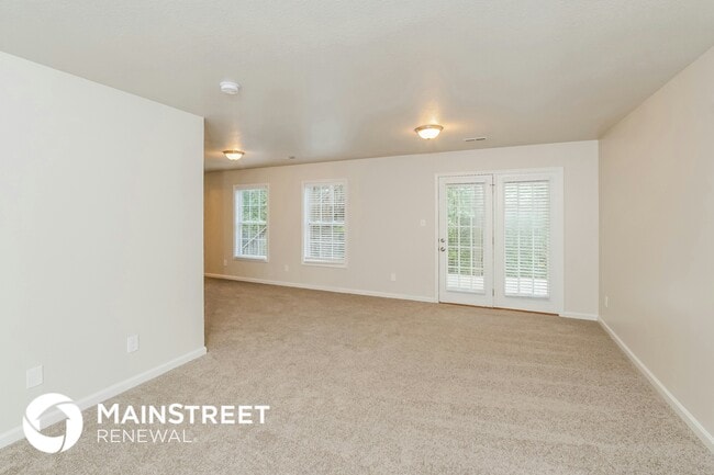 Building Photo - 6106 Starflower Ln