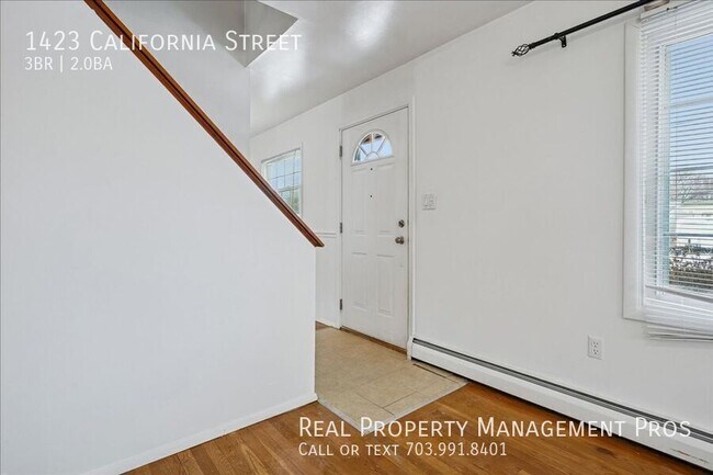 Building Photo - 1423 California St