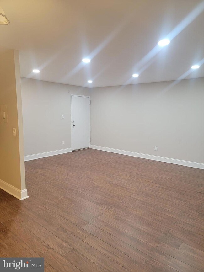 5601 Parker House Ter Unit 312, Hyattsville, MD 20782 Condo for Rent