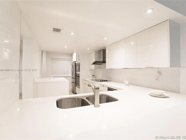 Foto del edificio - 21300 San Simeon Way