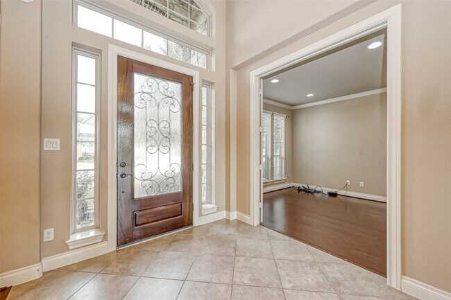 Foto del edificio - 27415 Blinkwood Park