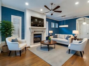 Building Photo - 2811 Hood St