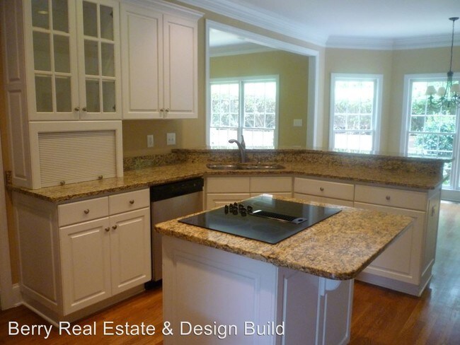 Building Photo - 1681 Tyler Green Trl SE