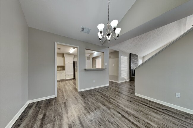 Building Photo - 13202 Ravensway Dr