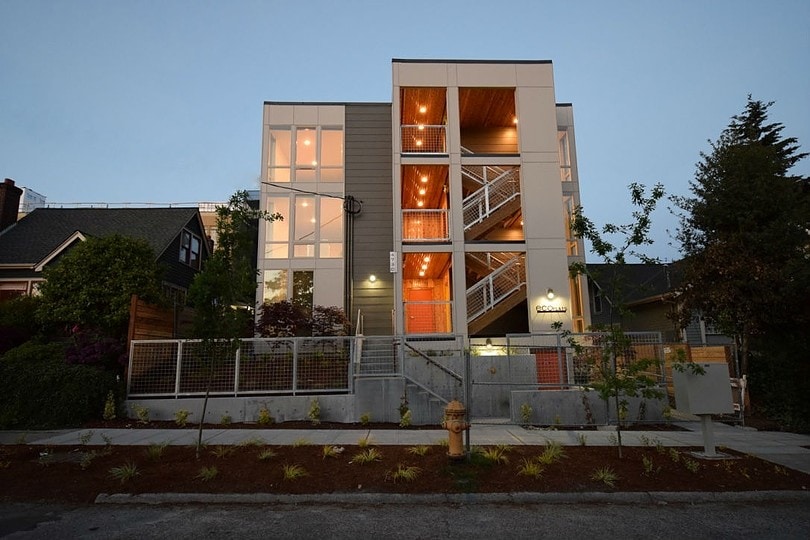 Primary Photo - EcoFlats University Playfield