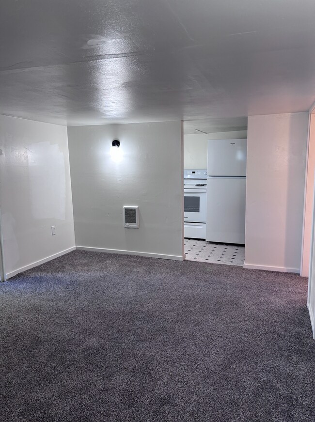 Foto del edificio - 1346 N Grant Ave