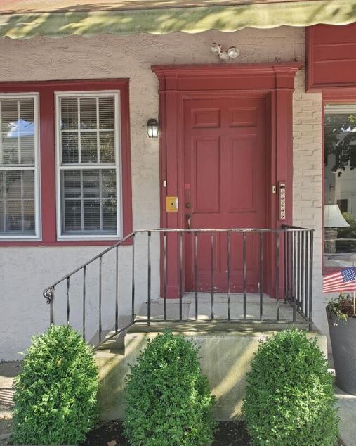 Building Photo - 343 Nassau St