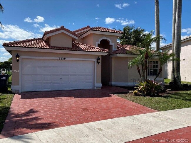 Building Photo - 16650 SW 101st Terrace