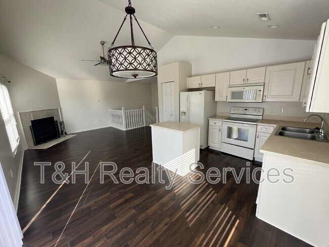 Foto del edificio - 13410 White Granite Dr