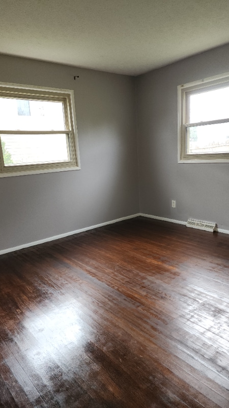 Building Photo - 6747 Rocky Den Rd