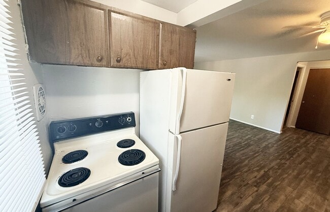 Interior Photo - Clifton Woods