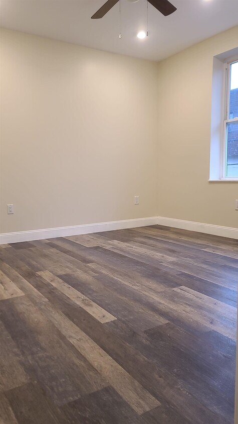 Building Photo - 289 Day Ave