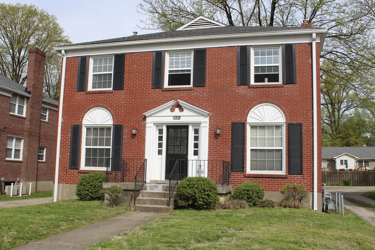 2121 Gladstone Ave, Louisville, KY 40205 Apartments in Louisville, KY