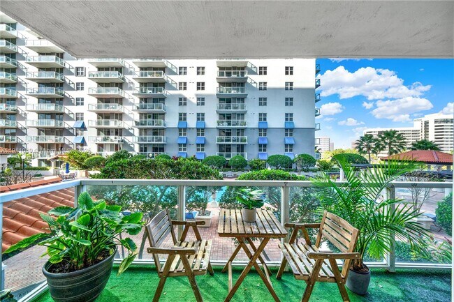 Foto del edificio - 5077 NW 7th St