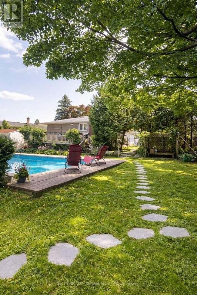 Photo du bâtiment - 8 Iber Ct